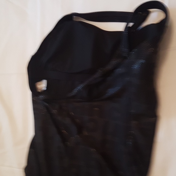 Swimsuit - Picture 8 of 9